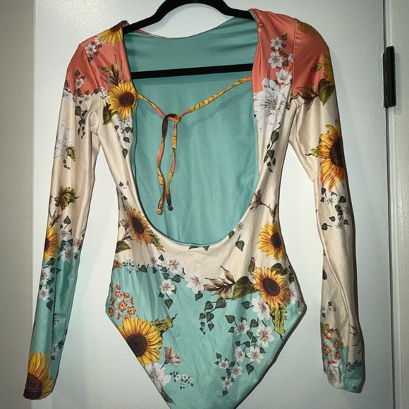 Agua Bendita Floral Long-Sleeve One-Piece Swimsuit in Coral, Cream & Aqua - Picture 2 of 3